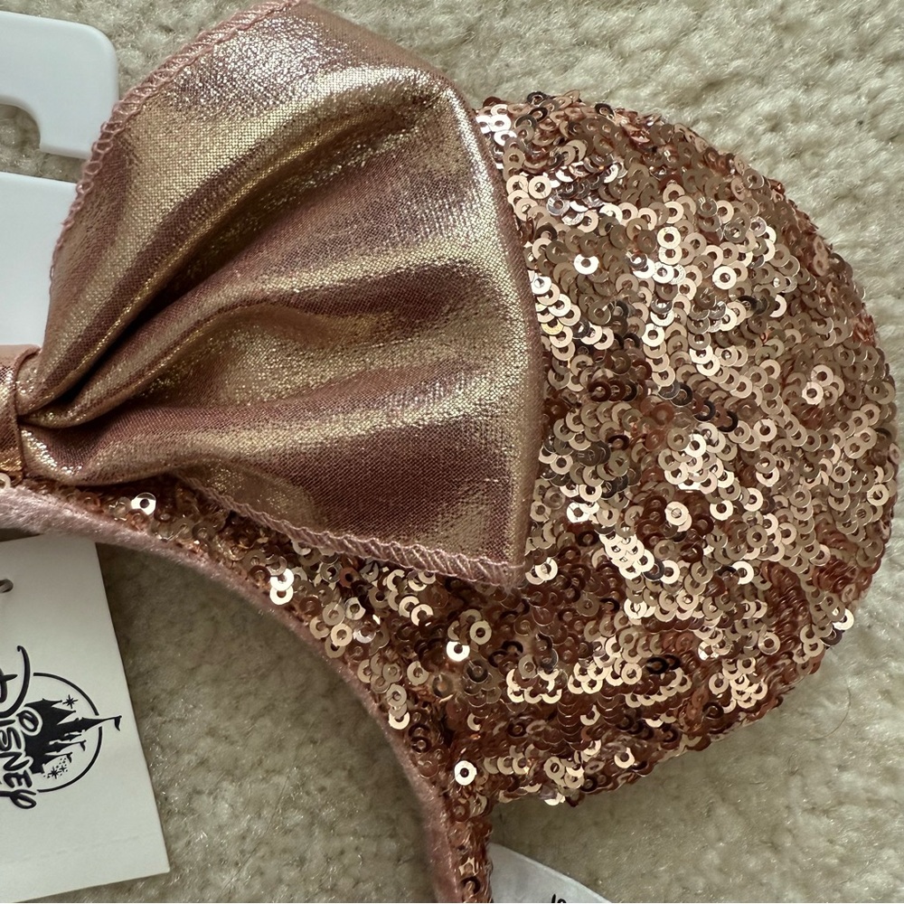 NWT Disney Rose Gold Sequin Minnie Mouse Ears Headband - Picture 2 of 6